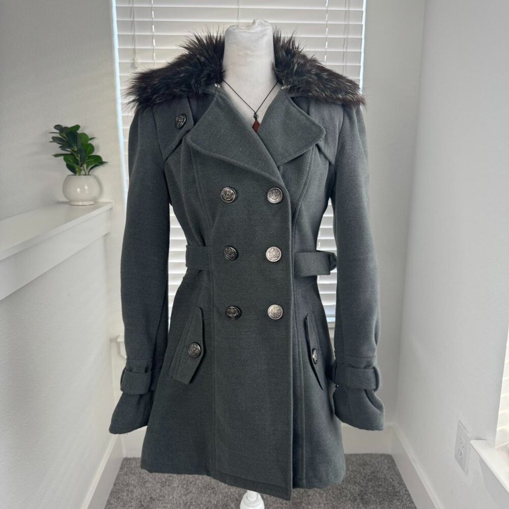 Worthington Grey Fur Collar Trench Coat | Classic Winter Outerwear
